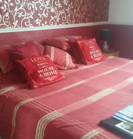 Bed & Breakfast Brunton House 3*